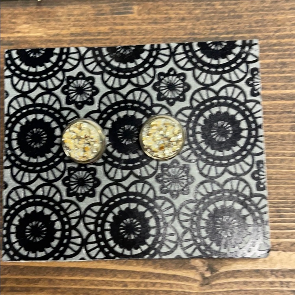 Gold studs